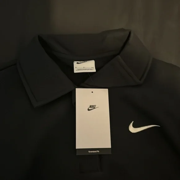 Nike sweater - Picture 2 of 4